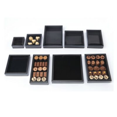 Boite à fenêtre noire pour chocolats